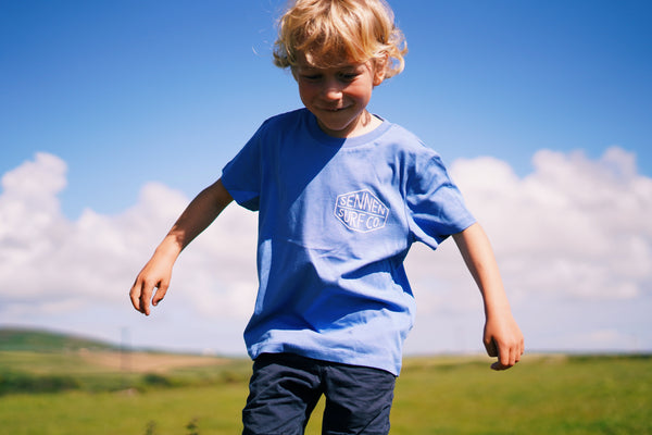 Sennen Surf Co. Kids T-shirt - Bright Blue W / White